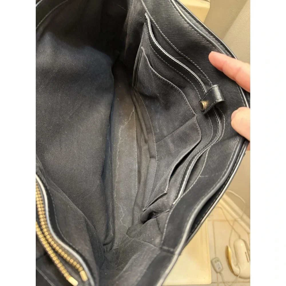 Tory Burch Robinson Black Saffiano Leather Tote Large Travel Business Purse Bag